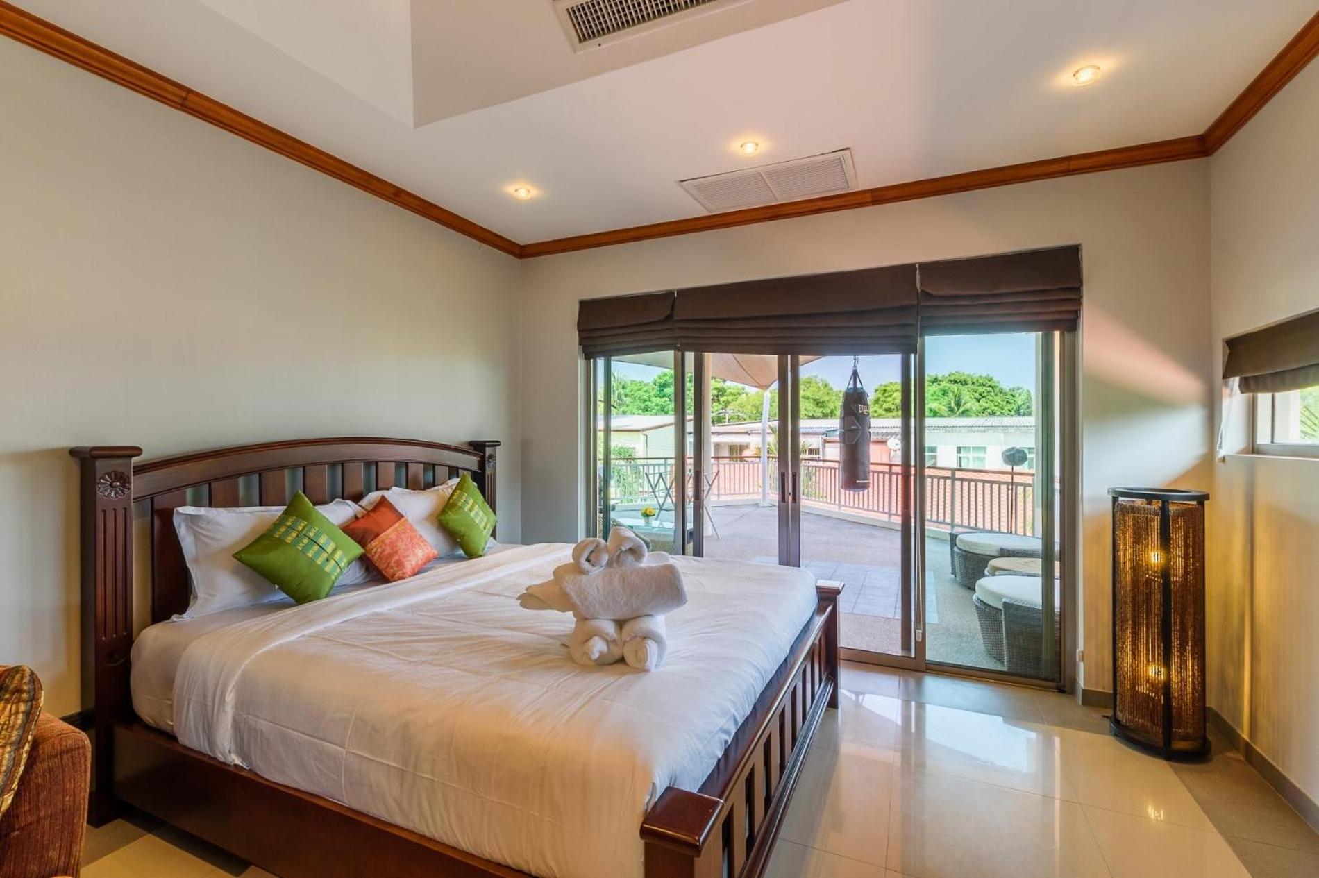 Amber Pool Villa Naiharn Rawai 外观 照片